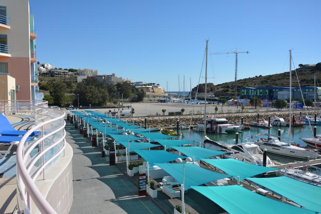 Wonderful Marina 4b 2b Apartment